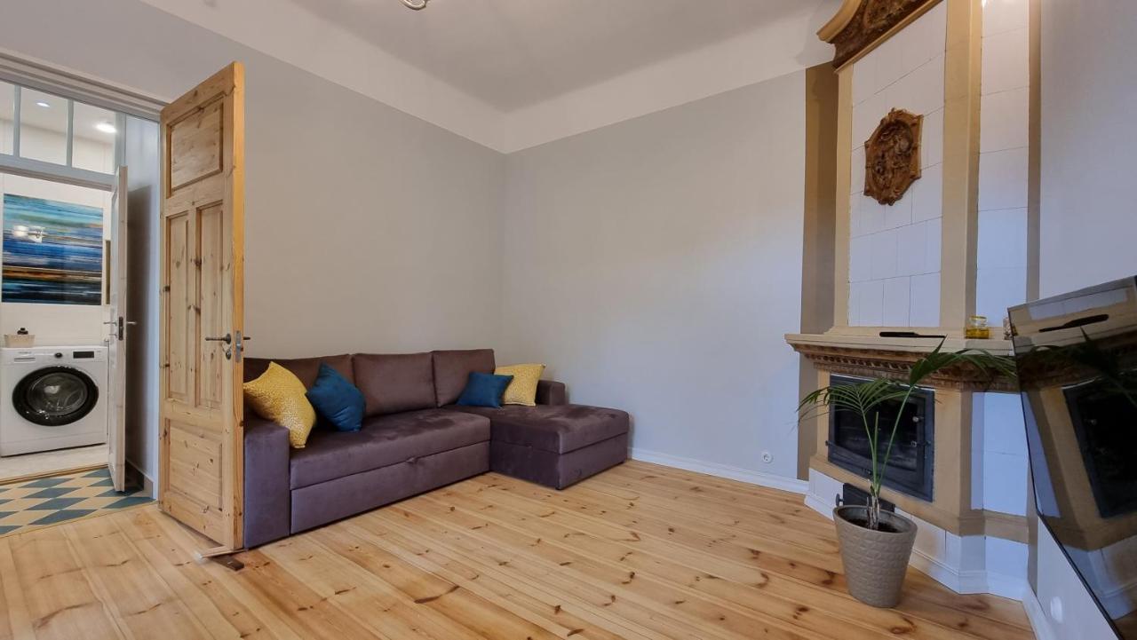 Aia Center Apartment With Sauna Пярну Екстериор снимка